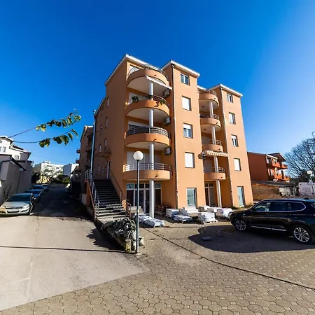 Apartment Borik *